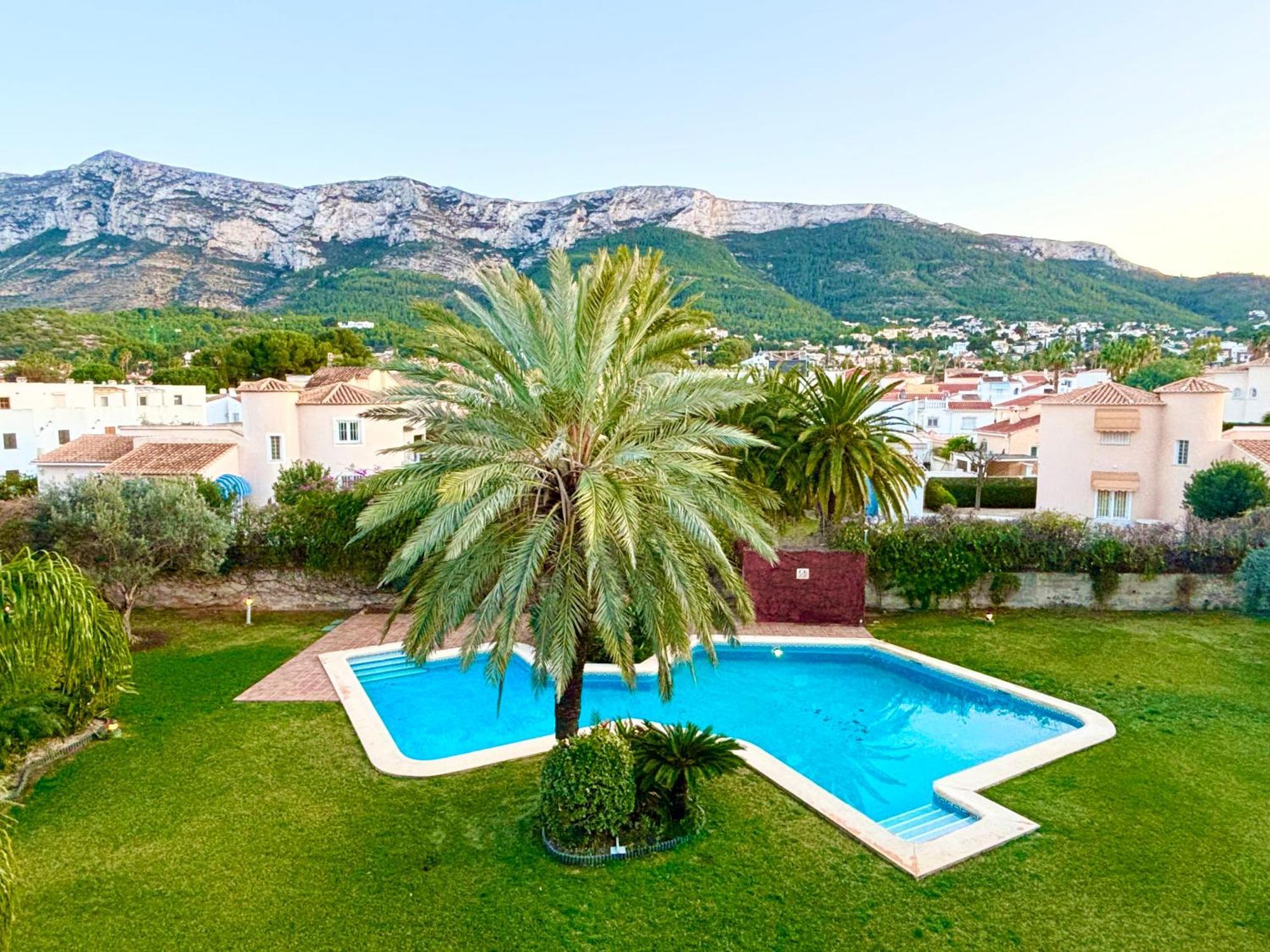 Hoteltype Penthouse 2 Beds, Parking, Wifi & Pool Stunning Views Denia Exteriér fotografie