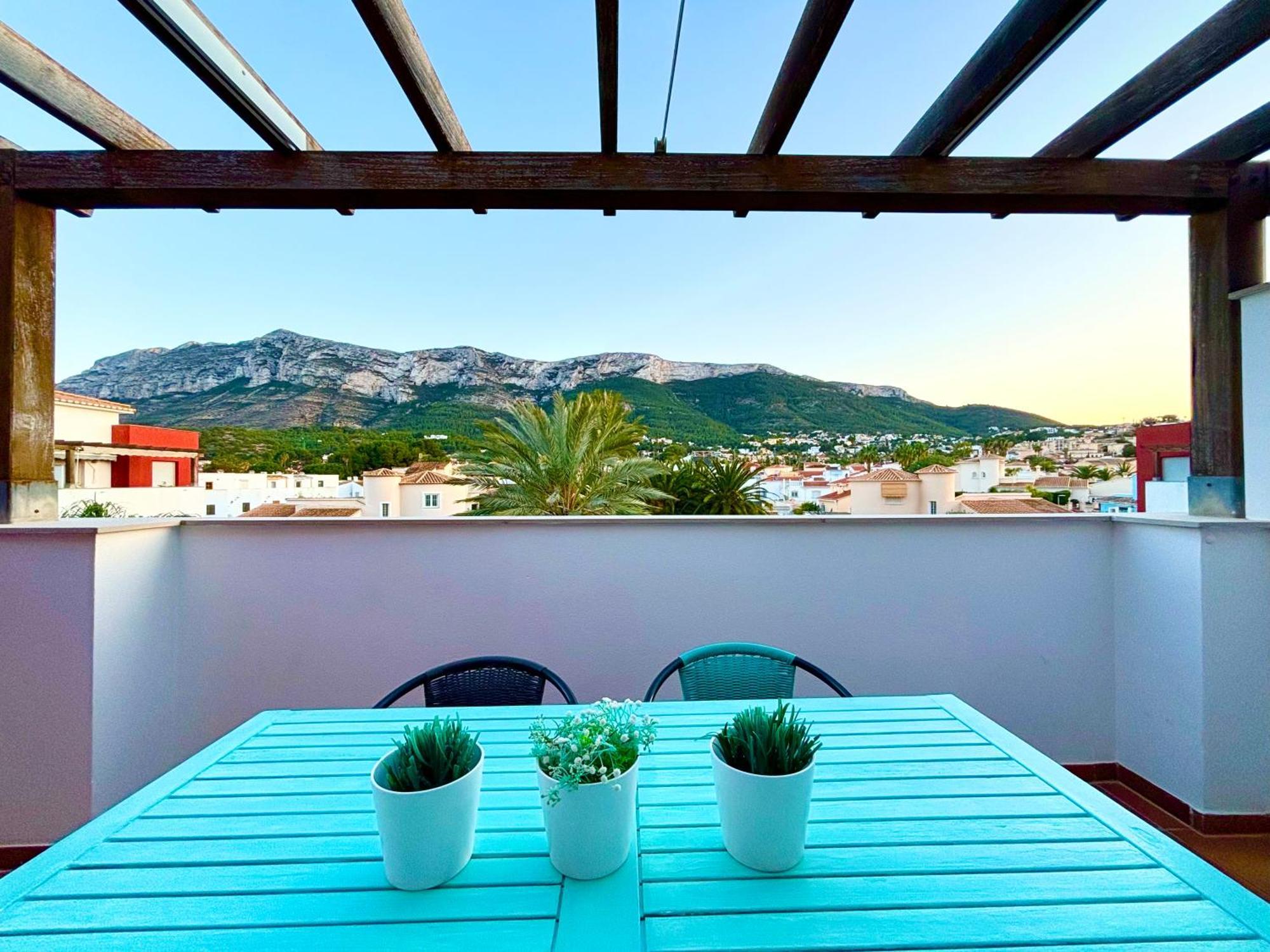 Hoteltype Penthouse 2 Beds, Parking, Wifi & Pool Stunning Views Denia Exteriér fotografie